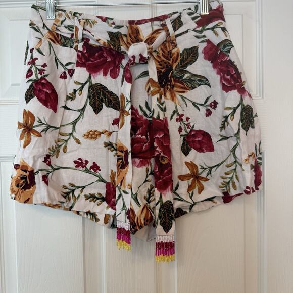 C&C California Shorts Sz 8 White Floral Beaded Belt Linen Blend Boho Festival - Picture 1 of 11